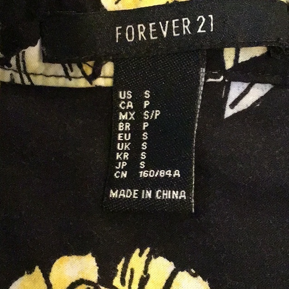 Forever 21 Black Yellow Floral Tunic Top Size Small - Picture 4 of 4